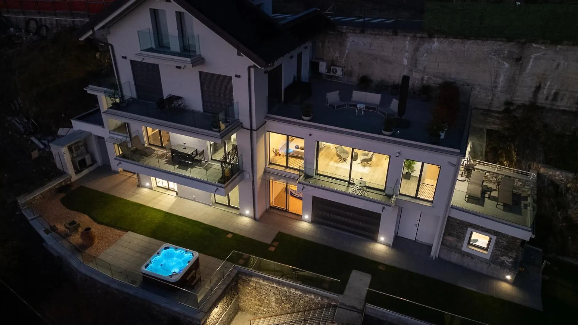 Orchidea House Apartment Bellano Italy